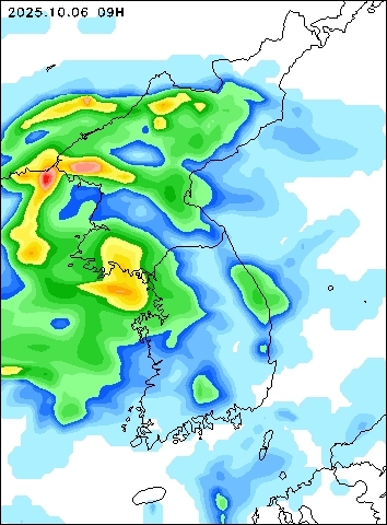 2025-10-06 09 : 00