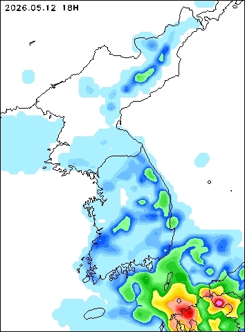 2026-05-12 18 : 00