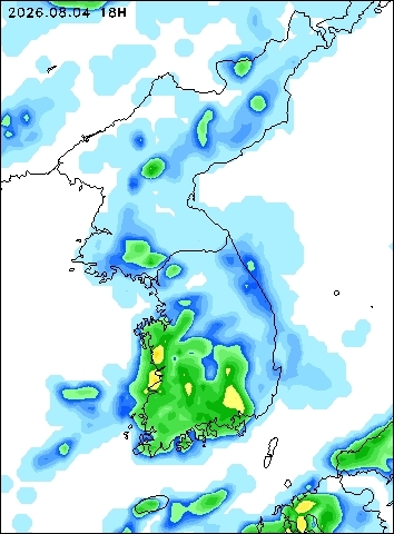2026-08-04 18 : 00