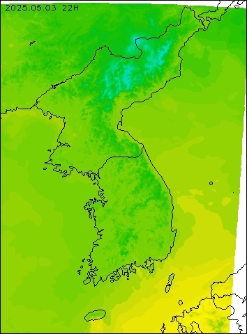 2025-05-03 22 : 00