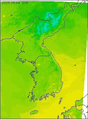 2025-05-04 21 : 00