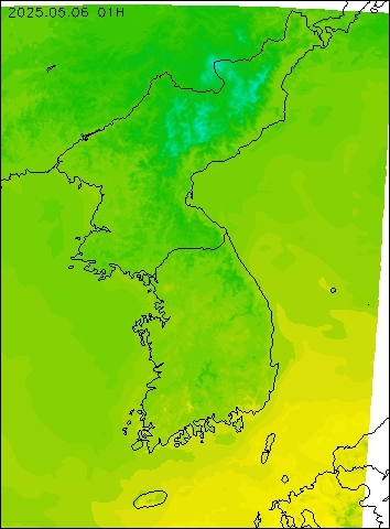 2025-05-06 01 : 00