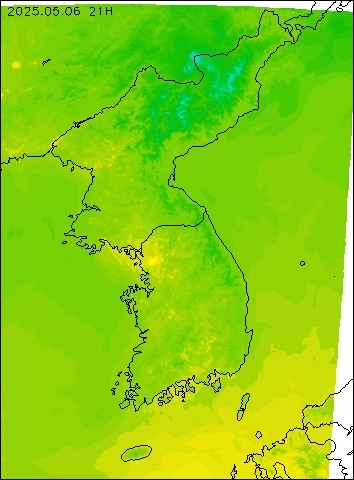 2025-05-06 21 : 00