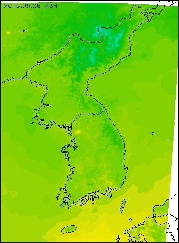2025-05-06 23 : 00