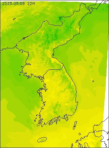 2025-05-08 22 : 00