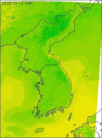 2025-05-12 03 : 00