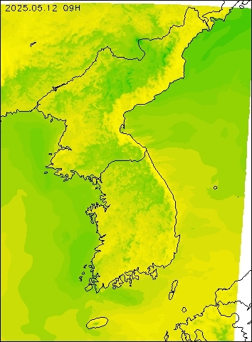 2025-05-12 09 : 00