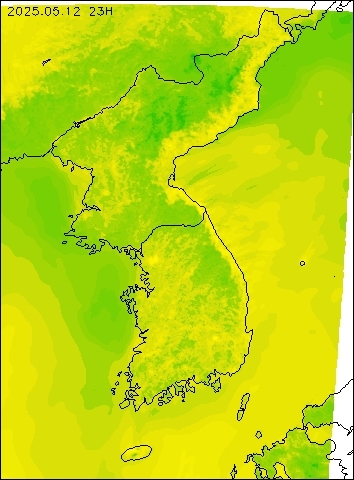 2025-05-12 23 : 00