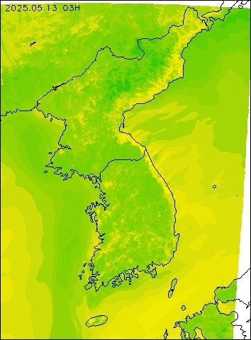2025-05-13 03 : 00