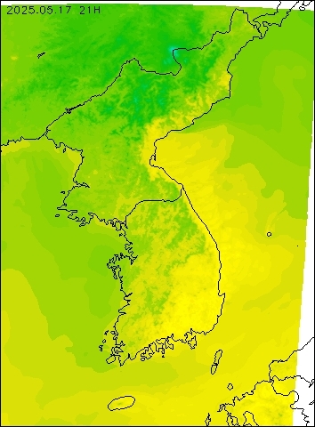 2025-05-17 21 : 00