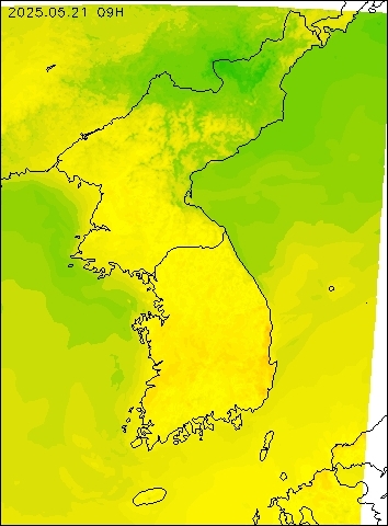 2025-05-21 09 : 00