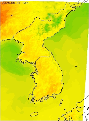 2025-05-26 15 : 00