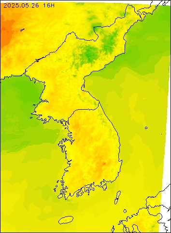 2025-05-26 16 : 00