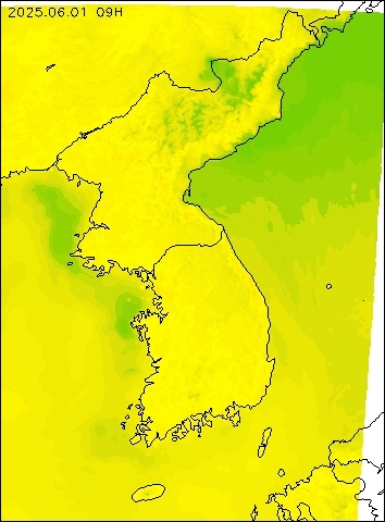 2025-06-01 09 : 00