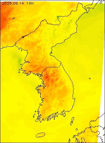 2025-06-14 19 : 00