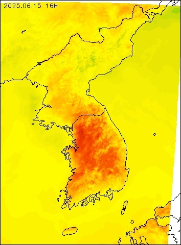 2025-06-15 16 : 00