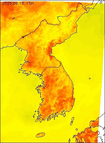 2025-06-18 15 : 00