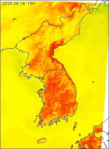 2025-06-19 15 : 00