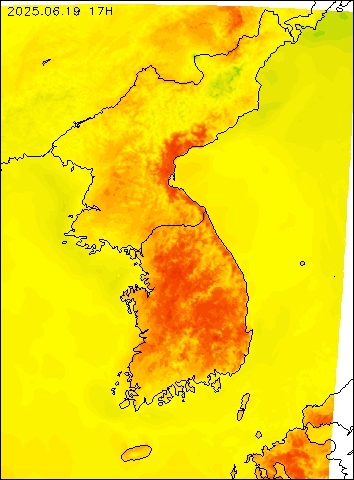 2025-06-19 17 : 00