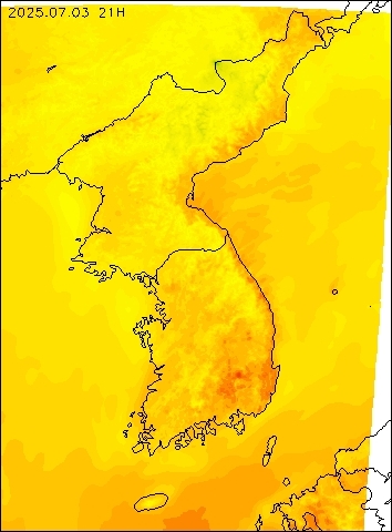 2025-07-03 21 : 00