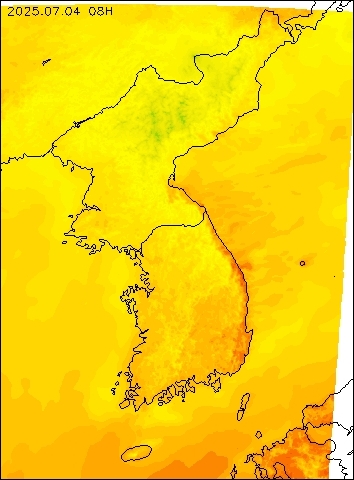 2025-07-04 08 : 00