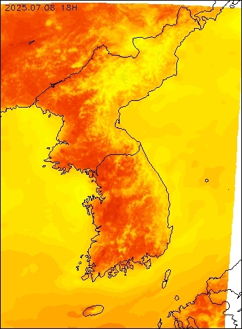 2025-07-08 18 : 00