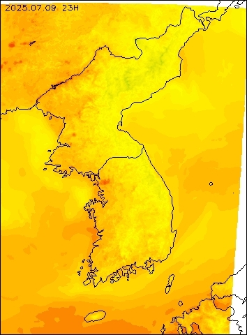 2025-07-09 23 : 00