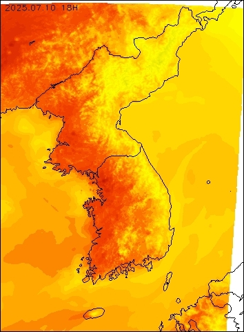 2025-07-10 18 : 00