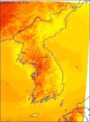 2025-07-12 19 : 00