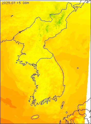 2025-07-15 09 : 00