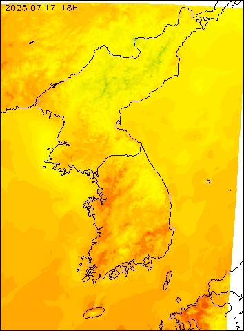 2025-07-17 18 : 00