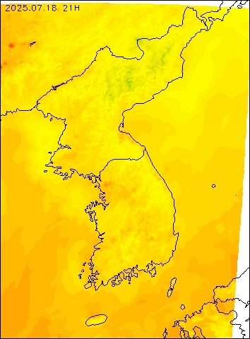 2025-07-18 21 : 00