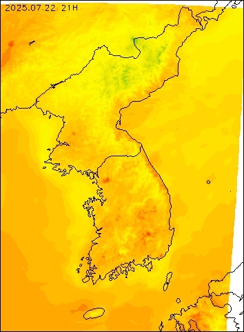 2025-07-22 21 : 00