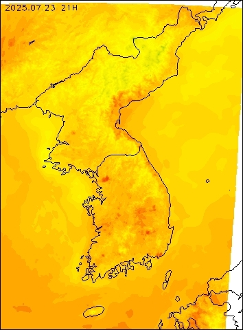2025-07-23 21 : 00