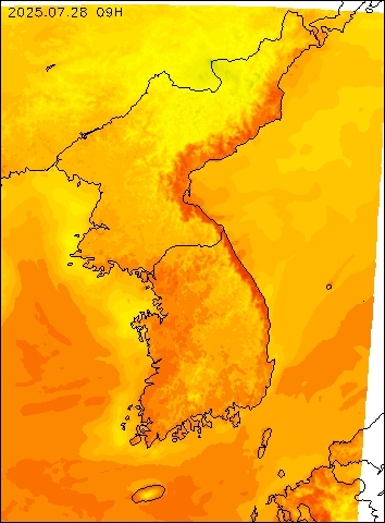 2025-07-28 09 : 00