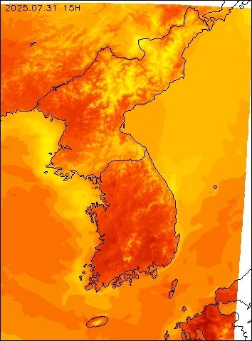2025-07-31 15 : 00