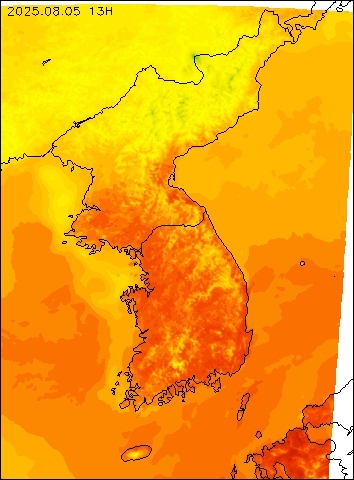 2025-08-05 13 : 00