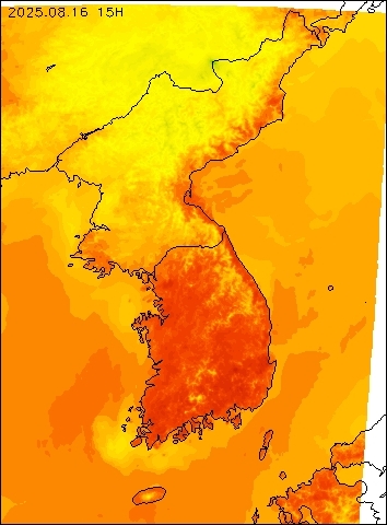 2025-08-16 15 : 00