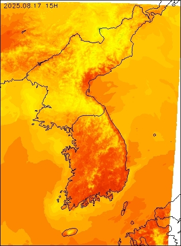 2025-08-17 15 : 00