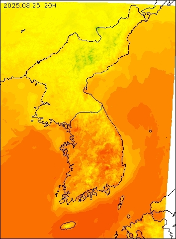 2025-08-25 20 : 00