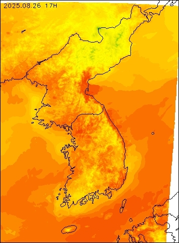 2025-08-26 17 : 00