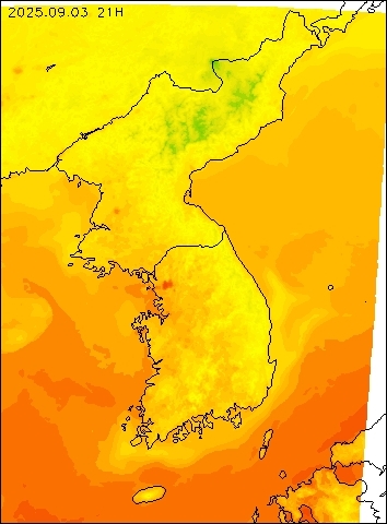 2025-09-03 21 : 00