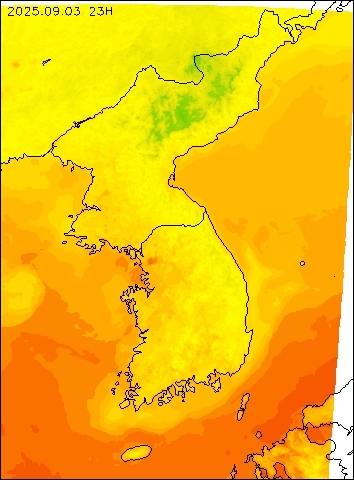 2025-09-03 23 : 00