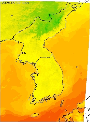 2025-09-09 03 : 00