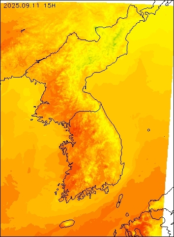 2025-09-11 15 : 00