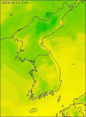2026-05-10 21 : 00