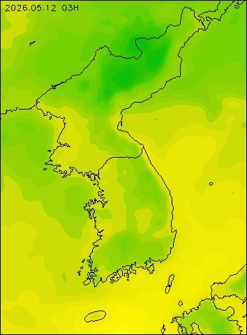 2026-05-12 03 : 00