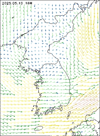2025-05-10 16 : 00