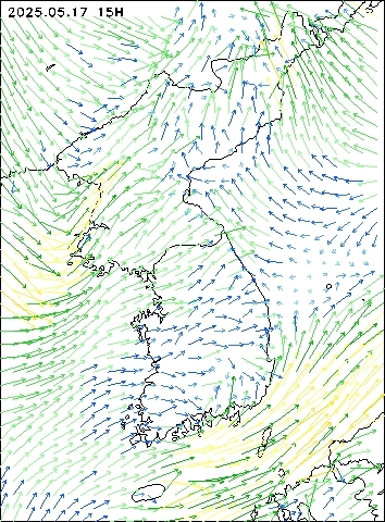 2025-05-17 15 : 00