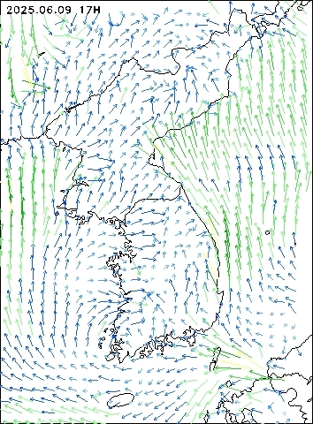 2025-06-09 17 : 00